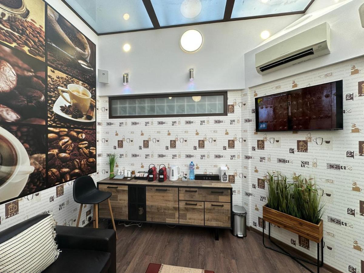 Хотел Аврора Haskovo Exteriér fotografie